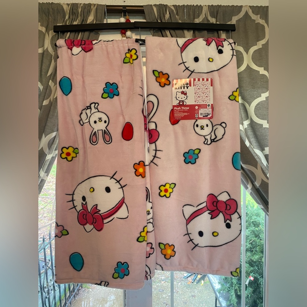 Hello kitty Easter blankets